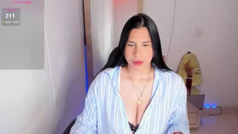 tylor_love online show from 12/19/25, 09:33
