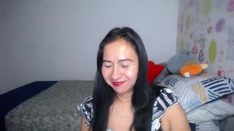 Tyna online show from 05/15/26, 09:49