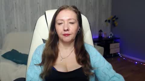 Snapshot of tyramories chatting on 10/10/25, 11:09 tyramories online show from 10/10/25, 11:09