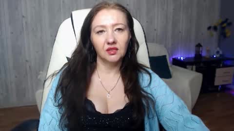 Snapshot of tyramories chatting on 12/14/25, 11:04 tyramories online show from 12/14/25, 11:04