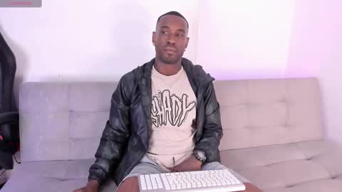 Snapshot of tyron_rulers chatting on 02/14/25, 12:09 Dvid Rullers online show from 02/14/25, 12:09