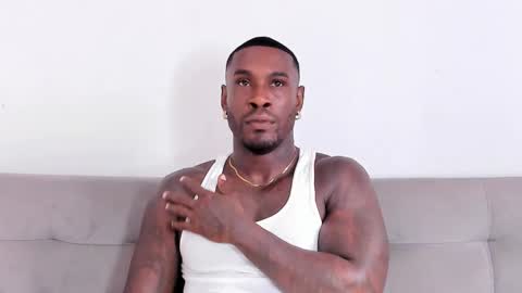 Snapshot of tyron_rulers chatting on 11/20/25, 01:33 Dvid Rullers online show from 11/20/25, 01:33