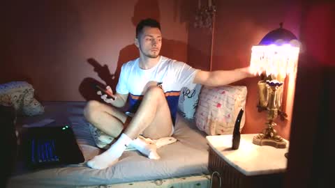 Snapshot of tysonhotswe chatting on 01/19/25, 02:17 Dennis Nadarevic online show from 01/19/25, 02:17