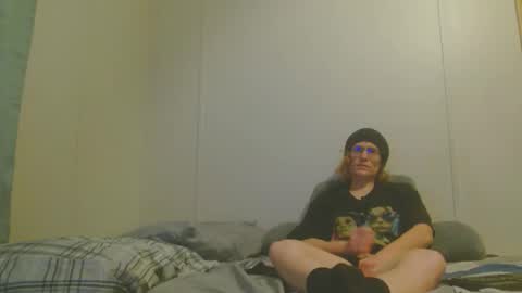 Snapshot of tyyyler93 chatting on 12/26/24, 01:51 TylerAlternative online show from 12/26/24, 01:51