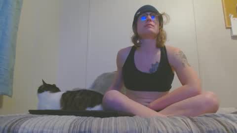 Snapshot of tyyyler93 chatting on 01/03/25, 01:27 TylerAlternative online show from 01/03/25, 01:27