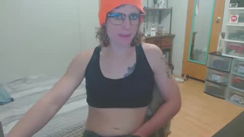 Snapshot of tyyyler93 chatting on 02/14/25, 04:15 TylerAlternative online show from 02/14/25, 04:15