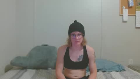 Snapshot of tyyyler93 chatting on 02/25/25, 06:03 TylerAlternative online show from 02/25/25, 06:03