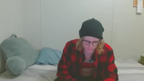 Snapshot of tyyyler93 chatting on 03/02/25, 02:30 TylerAlternative online show from 03/02/25, 02:30