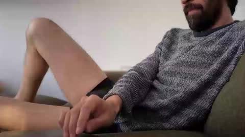 Ross online show from 11/08/25, 07:01