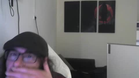 ucloudd online show from 03/02/25, 07:32