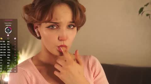 Lili online show from 02/18/26, 08:05