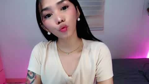 urbbgirl alliah online show from 04/17/26, 02:03