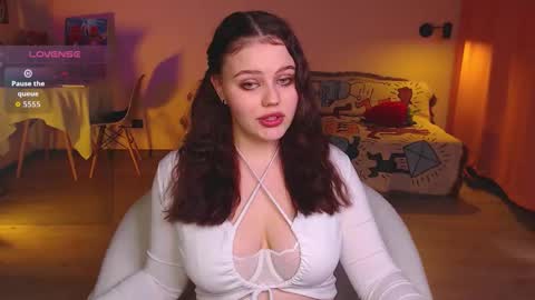 Snapshot of uhhh_my chatting on 11/11/25, 07:19 Alice online show from 11/11/25, 07:19