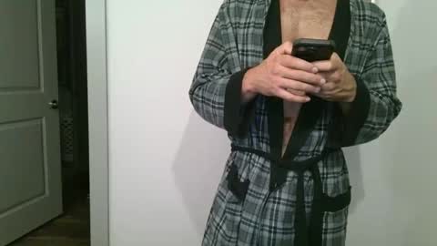 uhhuhyea online show from 11/09/25, 10:41