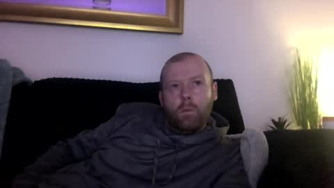 Snapshot of ukmatty3 chatting on 03/10/25, 08:23 ukmatty3 online show from 03/10/25, 08:23