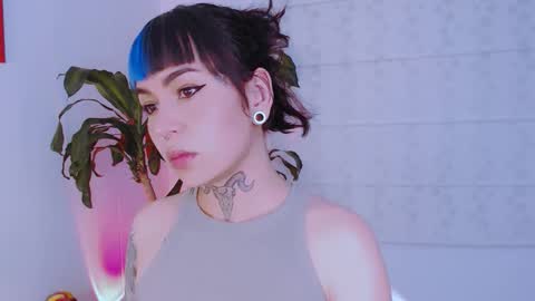 Snapshot of ulala_martina chatting on 09/14/25, 01:05 Martina online show from 09/14/25, 01:05