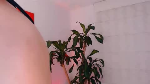 Snapshot of ulala_martina chatting on 09/26/25, 01:31 Martina online show from 09/26/25, 01:31