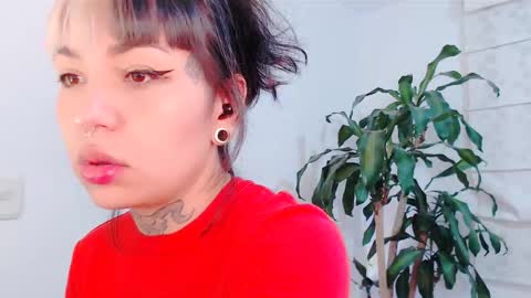 Snapshot of ulala_martina chatting on 10/31/25, 12:55 Martina online show from 10/31/25, 12:55