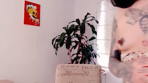 Snapshot of ulala_martina chatting on 11/13/25, 06:51 Martina online show from 11/13/25, 06:51