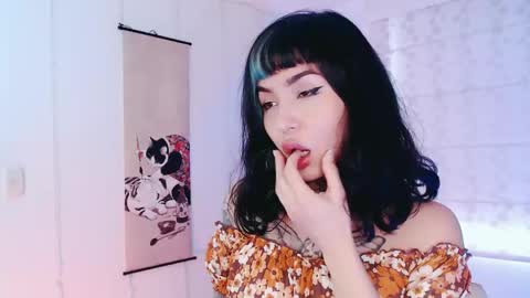 Snapshot of ulala_martina chatting on 05/24/26, 10:04 Martina online show from 05/24/26, 10:04