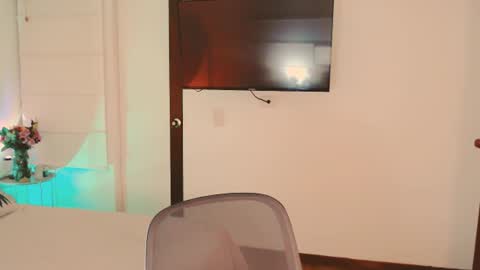 Snapshot of ulala_martina chatting on 06/28/26, 02:50 Martina online show from 06/28/26, 02:50