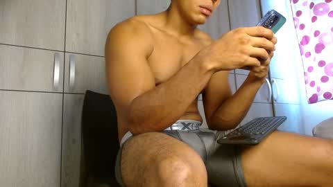 Felipe  model independent online show from 01/16/25, 01:14