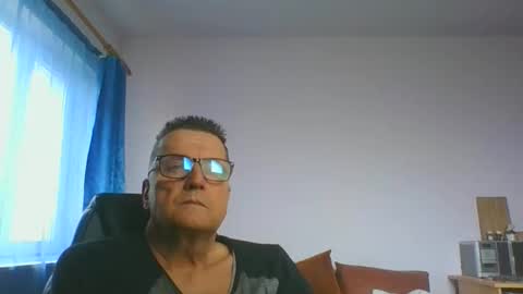 Snapshot of ulmeni4 chatting on 01/15/25, 08:30 ulmeni4 online show from 01/15/25, 08:30