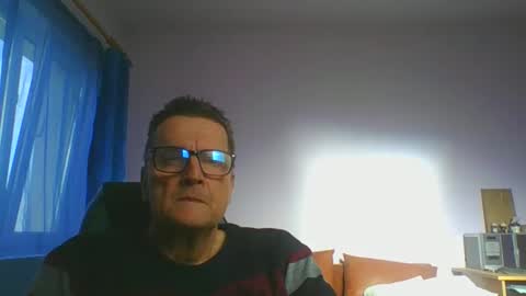 Snapshot of ulmeni4 chatting on 02/17/25, 12:48 ulmeni4 online show from 02/17/25, 12:48