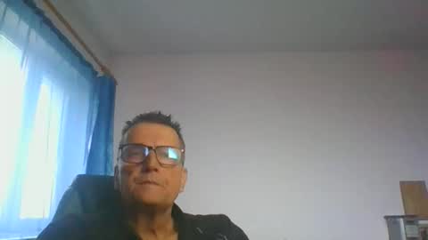 Snapshot of ulmeni4 chatting on 11/03/25, 06:36 ulmeni4 online show from 11/03/25, 06:36