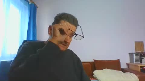 Snapshot of ulmeni4 chatting on 01/08/26, 12:18 ulmeni4 online show from 01/08/26, 12:18