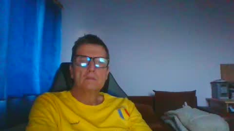 ulmeni4 online show from 07/30/26, 06:07