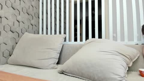 Melena online show from 04/15/26, 03:02