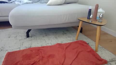 Snapshot of ultimatedirectionboy chatting on 10/16/25, 03:57 Thib online show from 10/16/25, 03:57