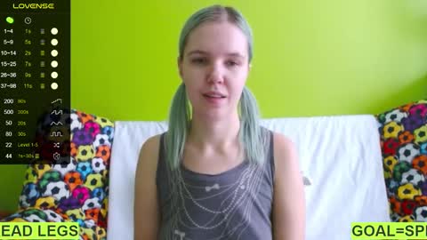 Roxy online show from 02/09/25, 01:25