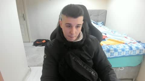 hi im mike tyson -  online show from 01/02/25, 08:46