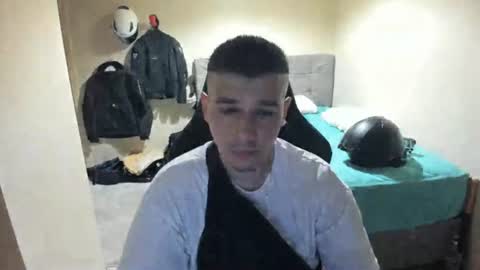 Snapshot of ulxer chatting on 06/26/26, 05:28 hi im mike tyson - online show from 06/26/26, 05:28