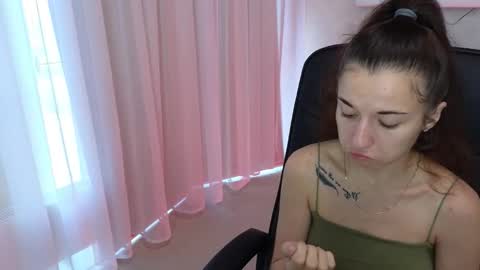 Snapshot of ulyanix chatting on 09/24/25, 04:49 Ulyana online show from 09/24/25, 04:49