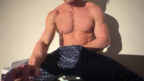 Snapshot of um_cammusc chatting on 02/03/26, 09:31 Um CM online show from 02/03/26, 09:31