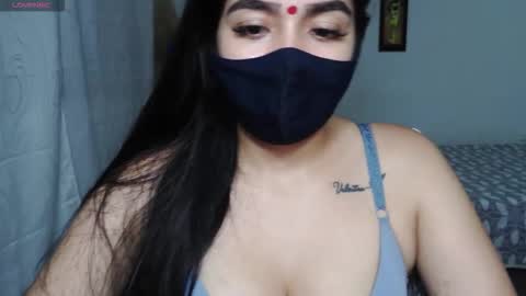 umarani online show from 10/23/25, 01:54