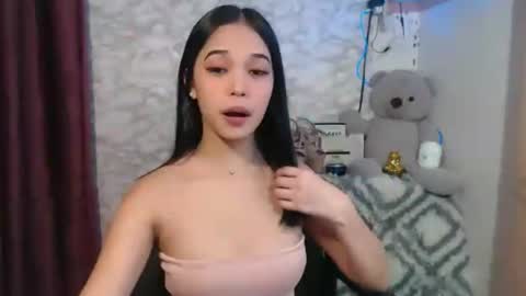 Snapshot of umi_pinay69xx chatting on 03/04/26, 03:18 umi online show from 03/04/26, 03:18