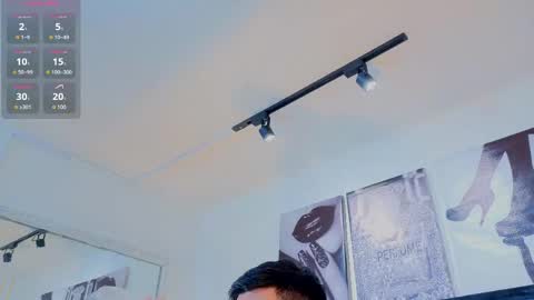Snapshot of un_sluttyy chatting on 05/15/26, 12:01 un_sluttyy online show from 05/15/26, 12:01