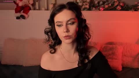 Una  online show from 01/11/26, 07:52