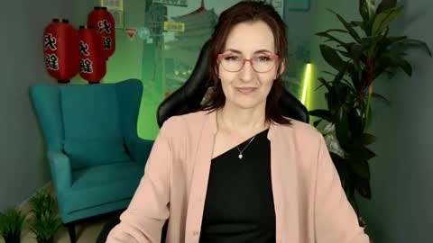 UnaTera online show from 10/07/25, 09:39