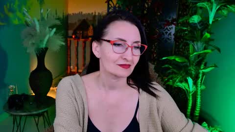 Snapshot of unatera chatting on 02/23/26, 09:17 UnaTera online show from 02/23/26, 09:17