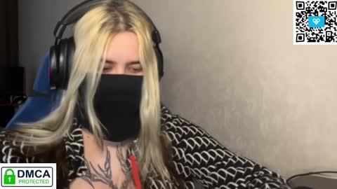 Snapshot of unaxyling chatting on 02/25/26, 11:58 unaxyling online show from 02/25/26, 11:58