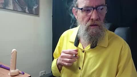 Uncle Hottie online show from 03/26/26, 06:35