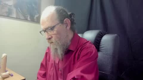 Uncle Hottie online show from 04/05/26, 03:42