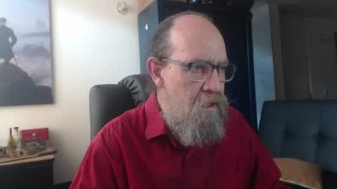 Snapshot of uncle_hottiecb chatting on 07/05/26, 03:52 Uncle Hottie online show from 07/05/26, 03:52