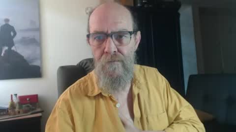 Snapshot of uncle_hottiecb chatting on 07/06/26, 05:48 Uncle Hottie online show from 07/06/26, 05:48