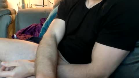 Buzz Bigcock online show from 04/06/26, 10:54